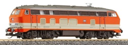 [Lokomotivy] → [Motorov] → [BR 218] → 02706: dieselov lokomotiva erven s blm pruhem, hnd pojezd „CityBahn“