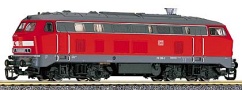 [Lokomotivy] → [Motorov] → [BR 218] → 93701: dieselov lokomotiva erven s edou stechou, ern pojezd